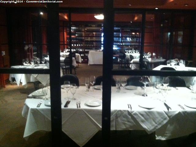 private dining room cleaning in a bar and restaurant 