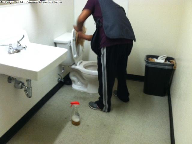 10/29/14

Marsha T. performed on-site inspection.

The crew did an excellent job of cleaning and sanitizing toilet.

Nice work team!!

Client will be very happy with our work tonight.

Marsha T.